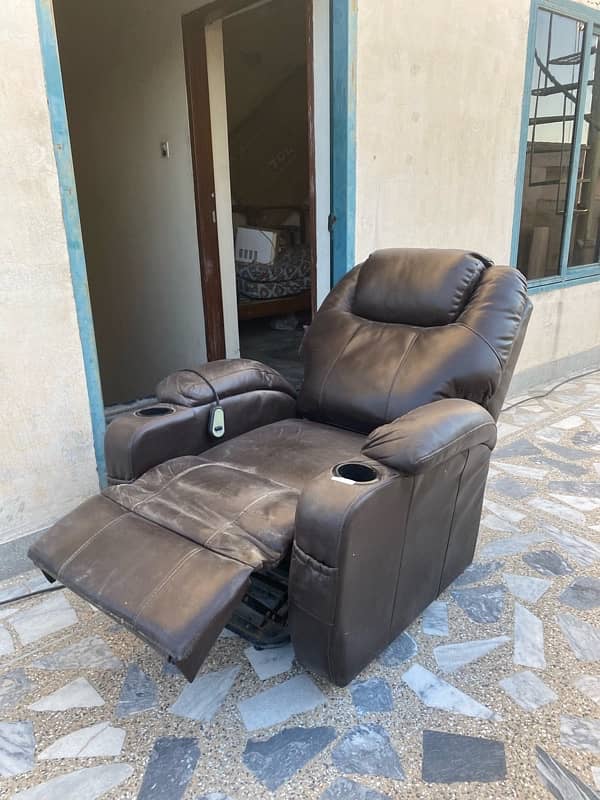 highlife triple motor romote control recliner. 4