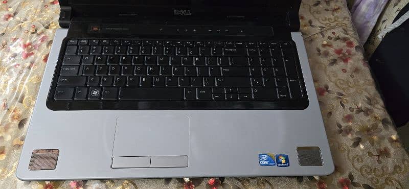 Dell 17 inch " Studio 1749 Intel Core i5 M430 2.27 2