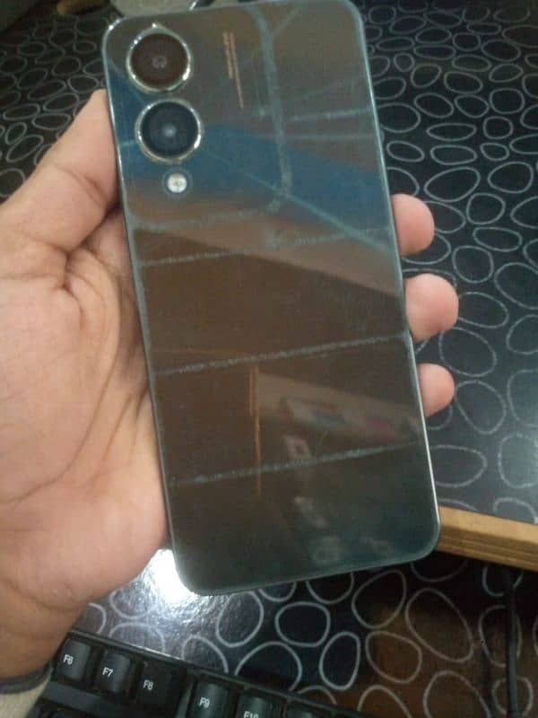 vivo y17s 6+6 128 for sale Lahore city 0