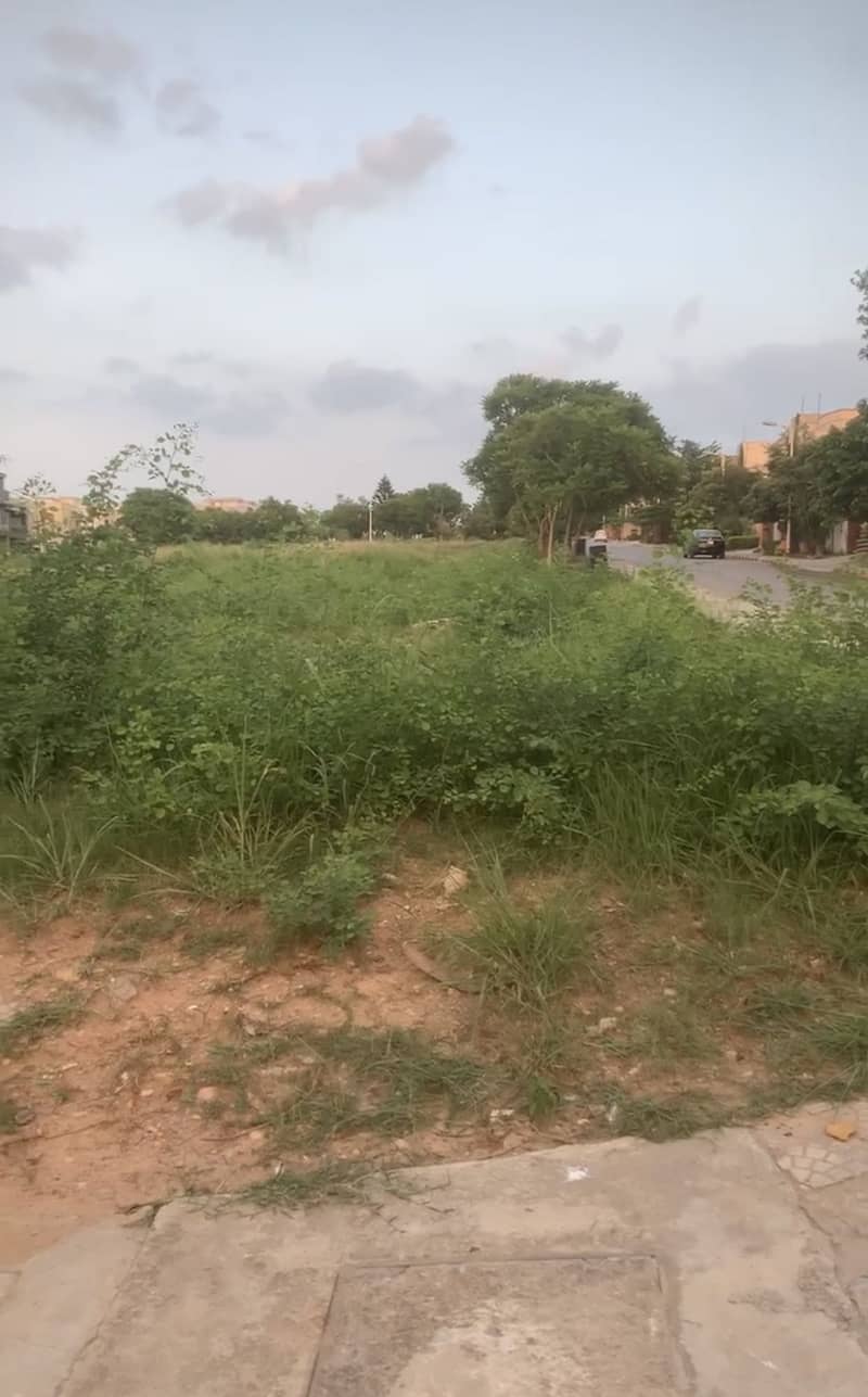 10 Marla Residential Plot In Sector C - Zaraj Housing Scheme Islamabad 1