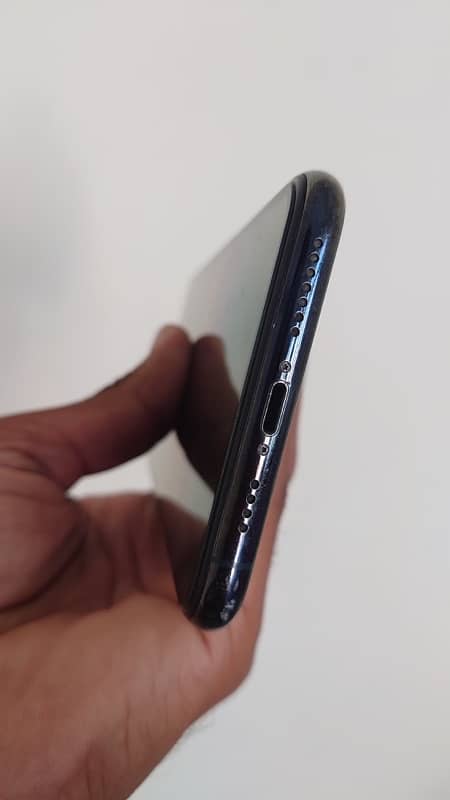 iphone 11 pro max ( NON PTA ) 3