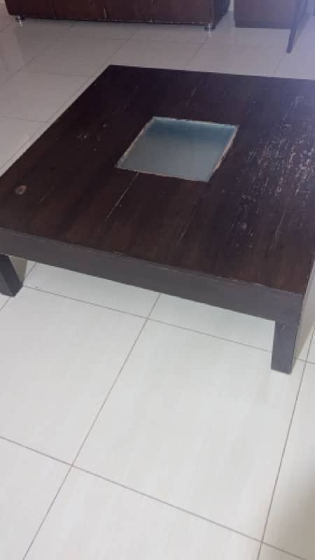 one centre table and two sides table 0