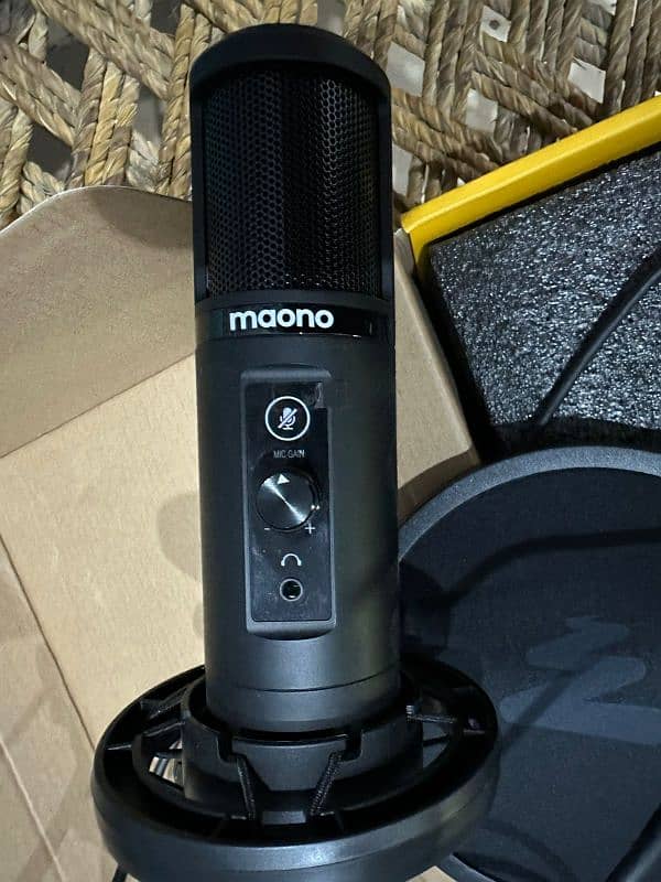 Maono Pm 422 Voice over podcasting Usb Condenser microphone  Mic 2