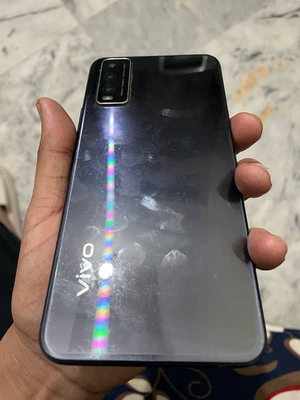 vivo Y20 4/64 with Box price 18500 1