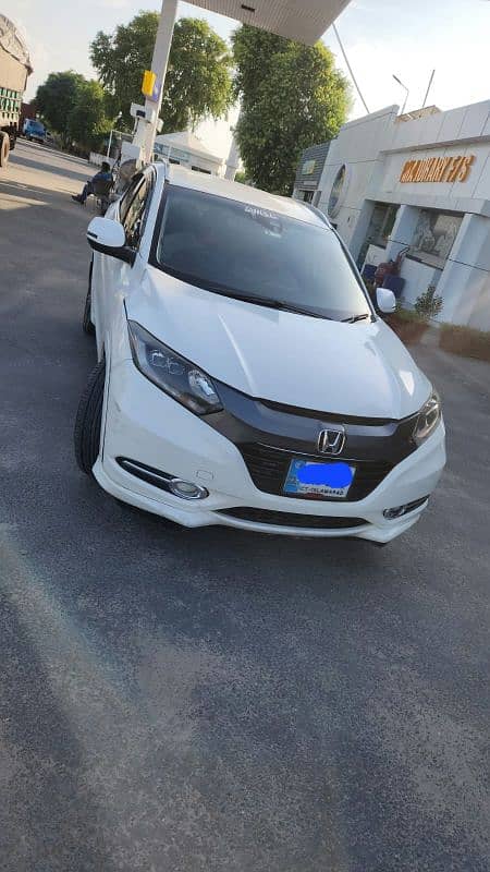 Honda Vezel 2015 1