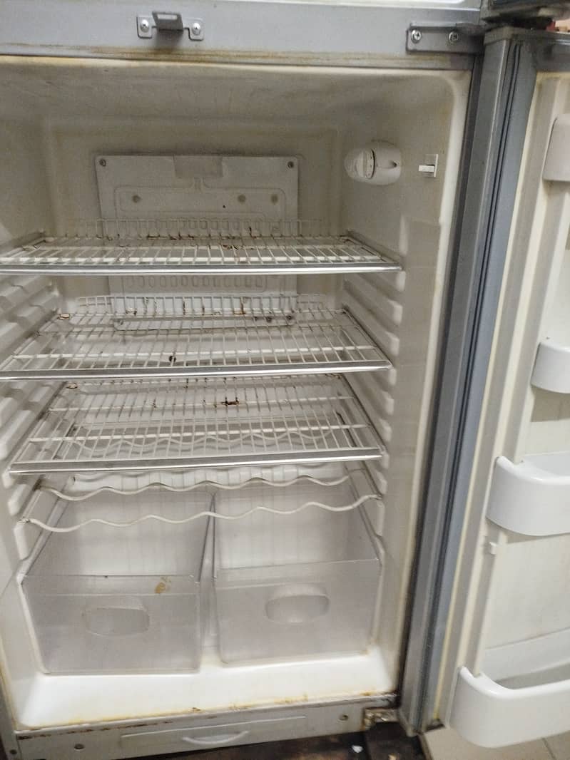 Full size refrigerator for sale 4