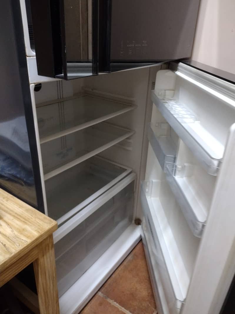 HITACHI inverter refrigerator 4