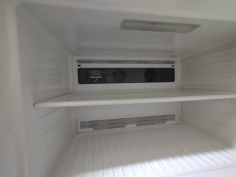 HITACHI inverter refrigerator 6