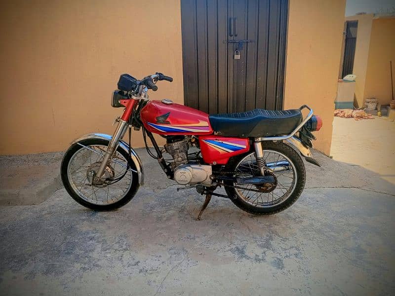 Honda Cg 125 2009 Model For Sale 3