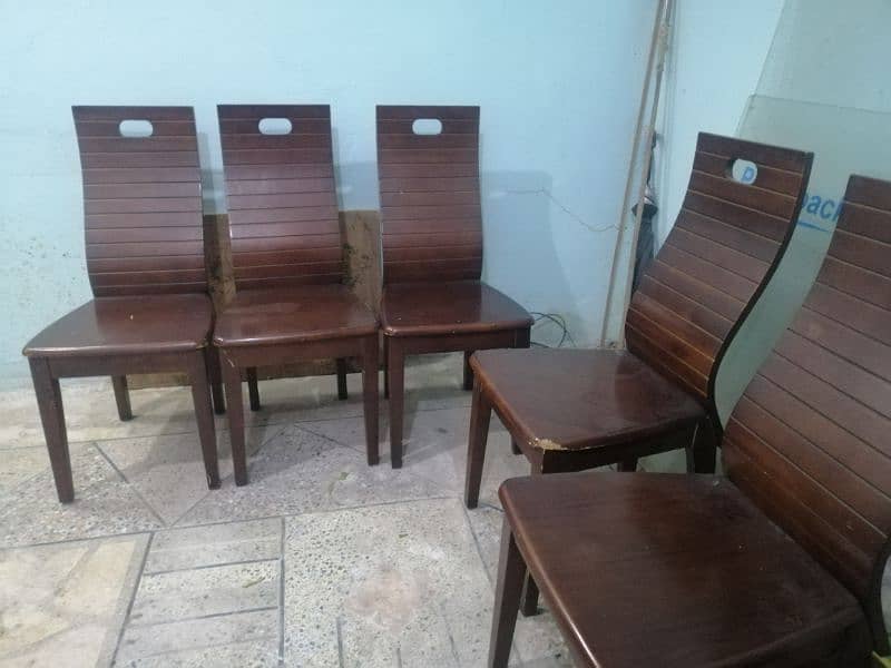 Dinning Table with 6 chairs 6