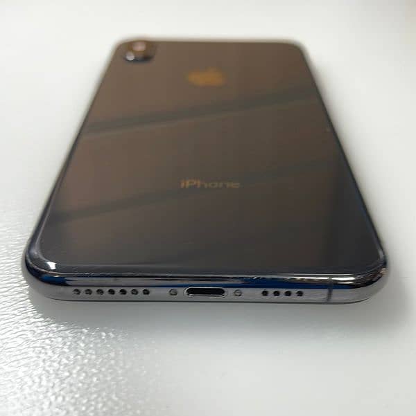 iphone xs lush condition best price 1