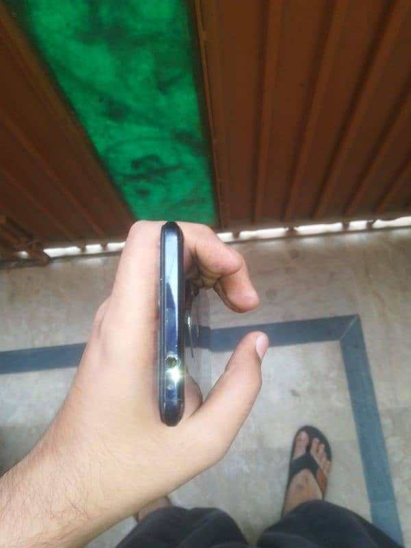 vivo y51 condition 9/10 3