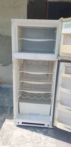 Waves Refrigerator W-13