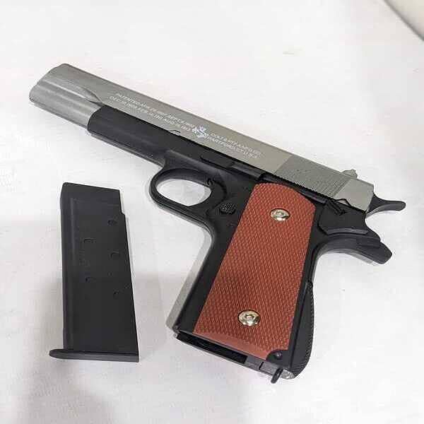 colt 1911 airsoft metalic gun 2