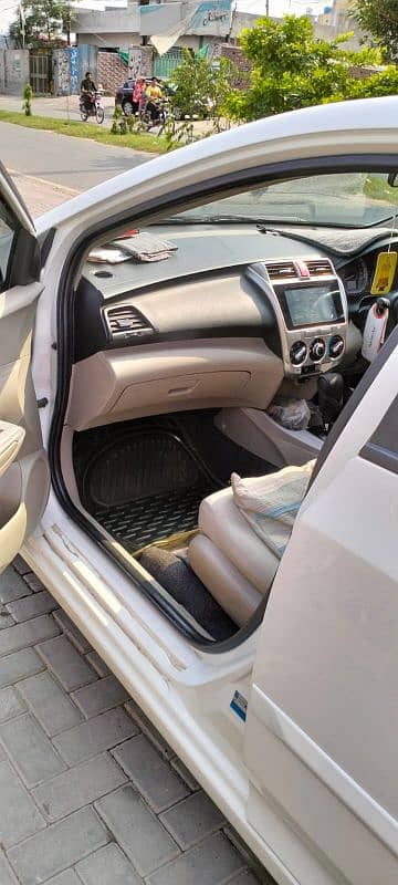 Honda City Aspire prosmatic (Automatic) 11