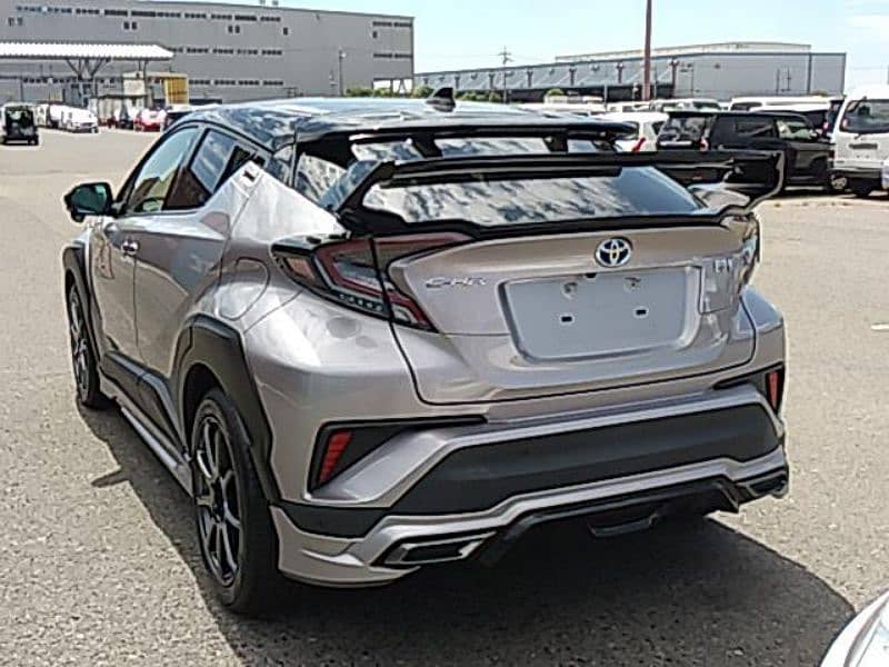 Toyota C-HR 2018 3