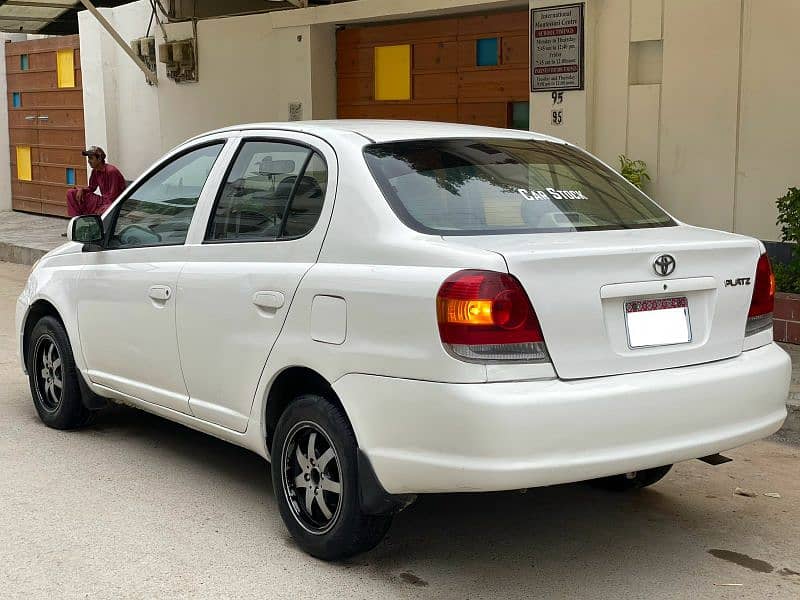 Toyota Platz 2005 2