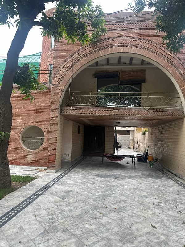 2 Kanal Semi Commercial Building Double Unit For Sale 4 Special School, Academy, Multinational Company Township Lahore 5