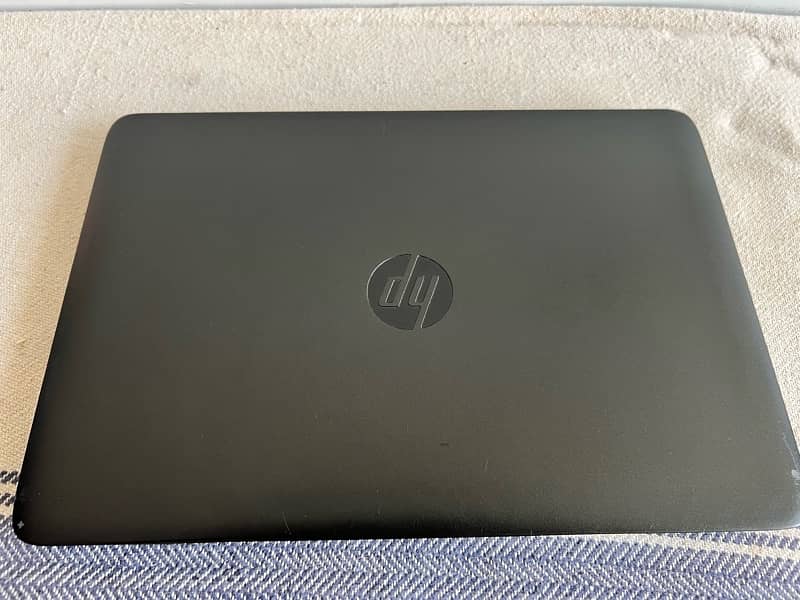 hp elite book AMD A10 equal to i7 4th gen 0