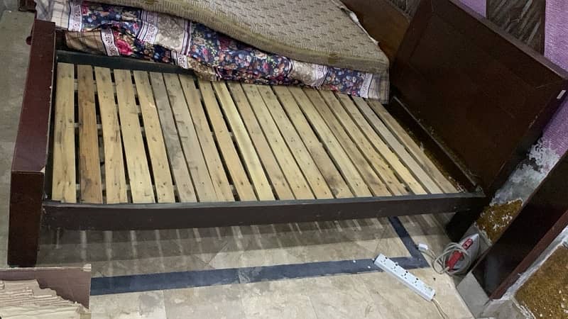 single bed wooden 2