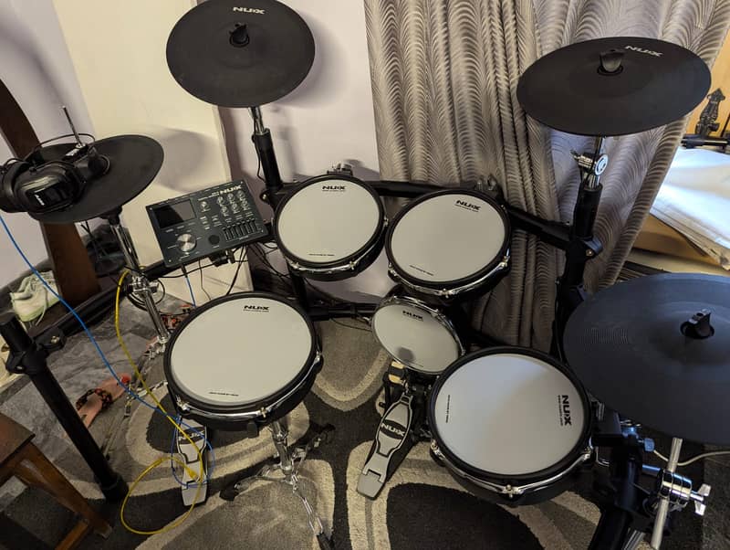 Electric drums [Drum set] 2