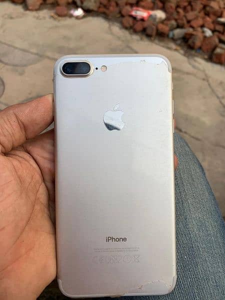 iPhone 7plus 32gb pta 4