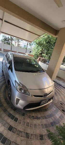 Toyota Prius 2013 14