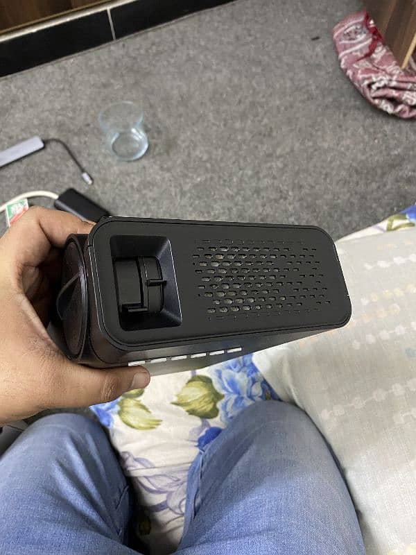 LED Projector Full HD 1