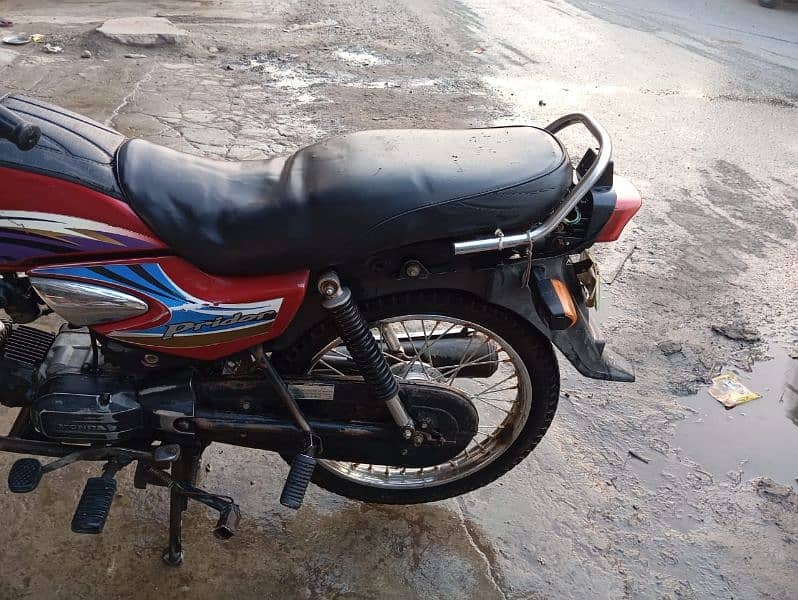 Honda prider bike for sale 2014 model 7