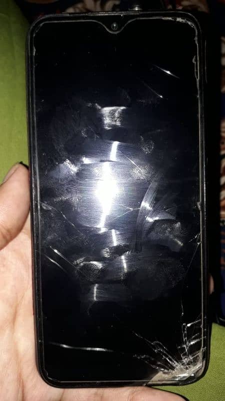 aoa I m selling my Infinix y15 mobile condition 10by5 urgent zaurat he 1