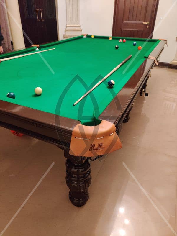 Snooker Table 0