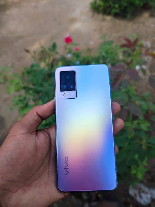 vivo v21 with complete box 0