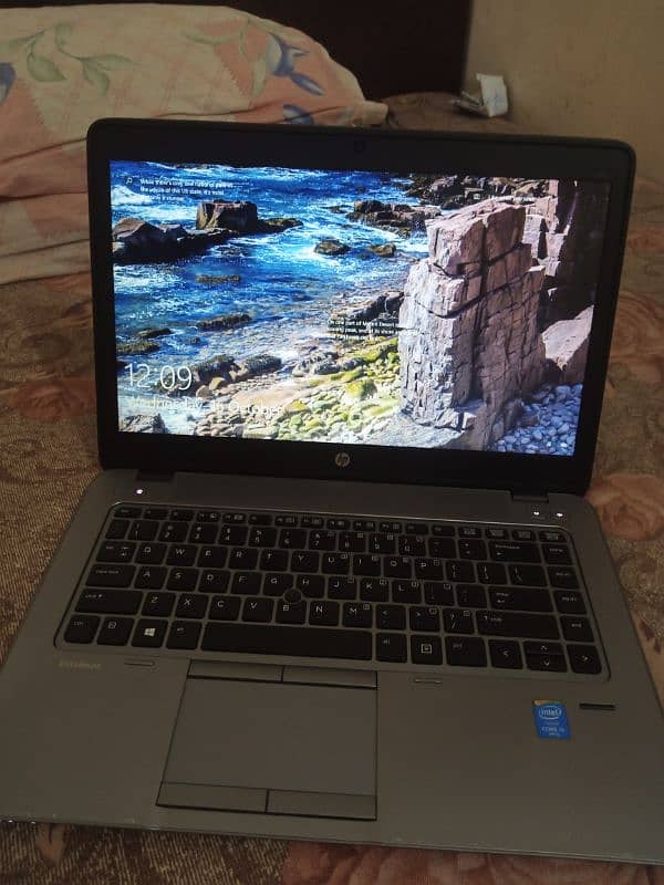 HP laptop 1