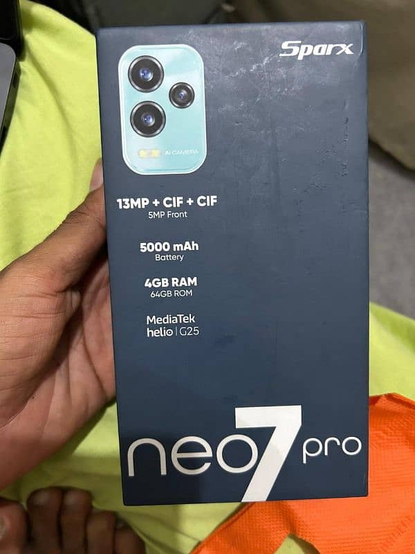 Sparx Neo7pro 10/10condition Like brand new 4/64 exchange possible 4