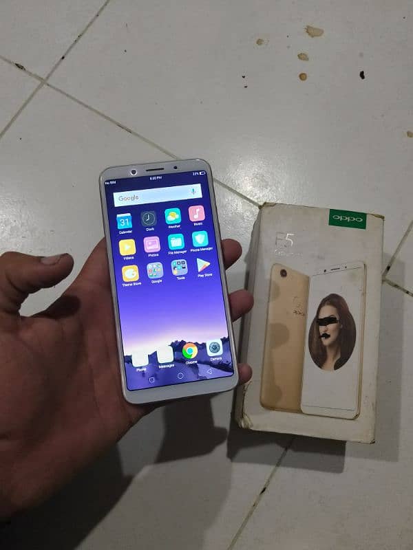 Oppo f5 4gb ram 32gb memory 0