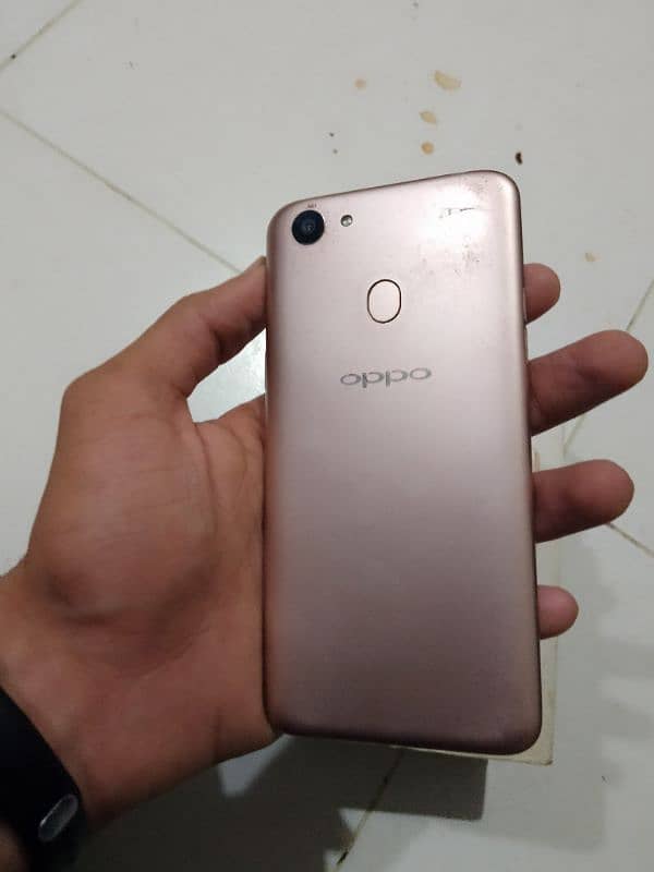 Oppo f5 4gb ram 32gb memory 2