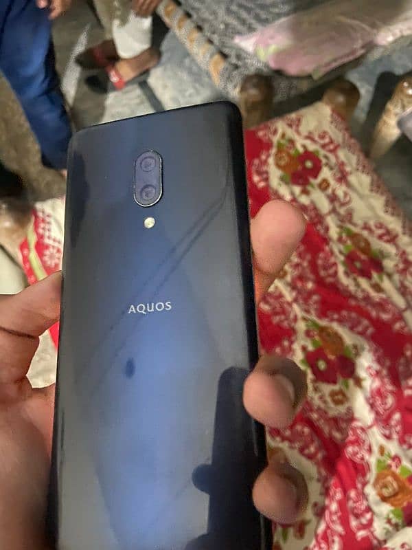 aquos zero 2 1