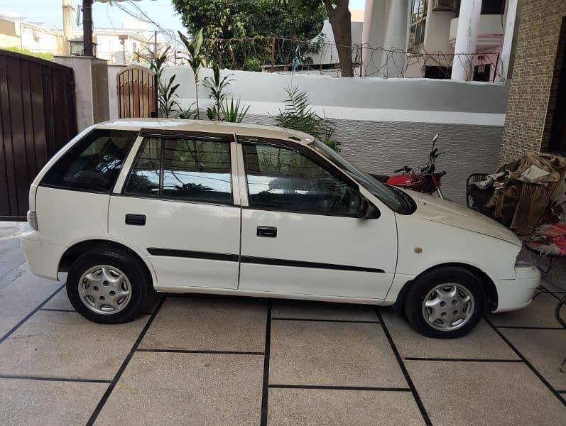 Suzuki Cultus VXR 2011 10