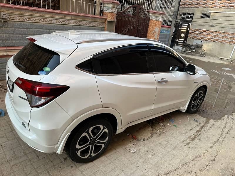 Honda Vezel 2015 3