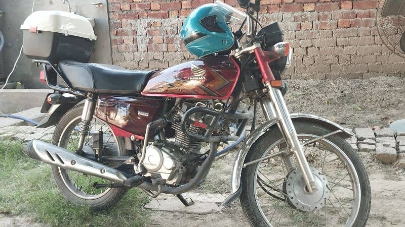 HONDA CG125 LIKE NEW 0