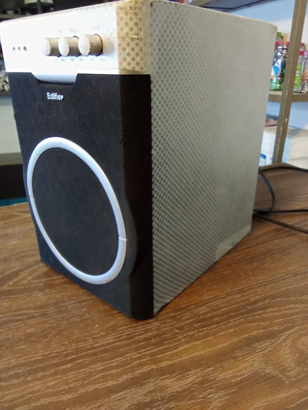 bass amp and Sony lyrics speaker 5.1 chanal 5