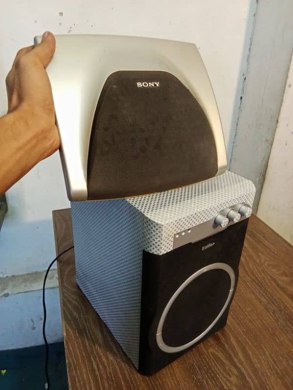 bass amp and Sony lyrics speaker 5.1 chanal 13