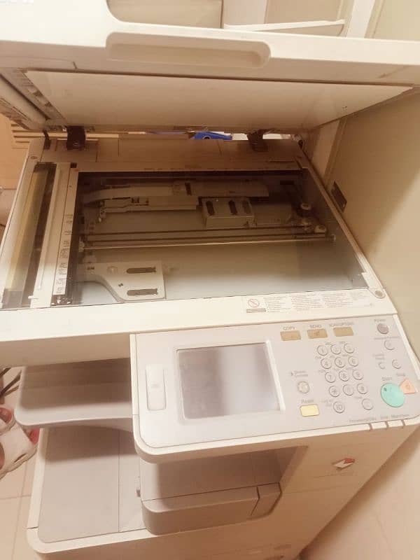 photocopier mashine availble for sale 6