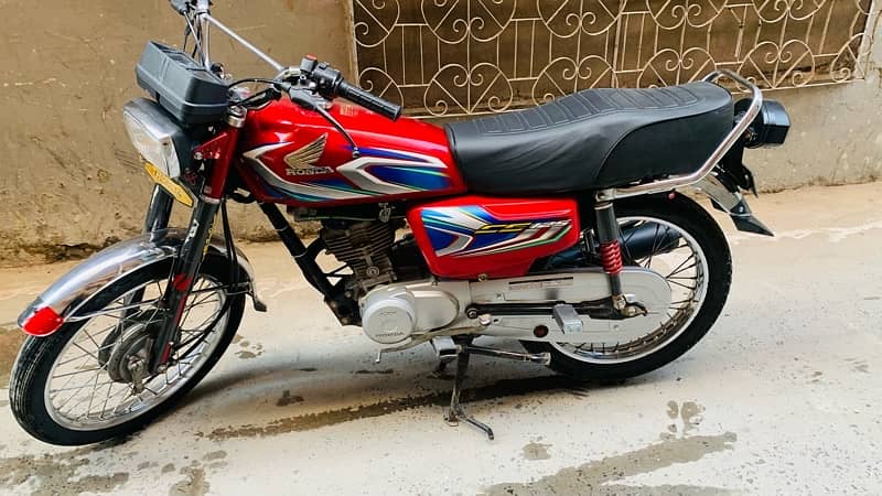 Honda 125 2022 all Punjab register 5