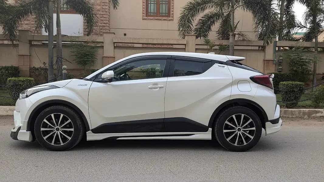 Toyota C-HR 2018 S led Unregister 3