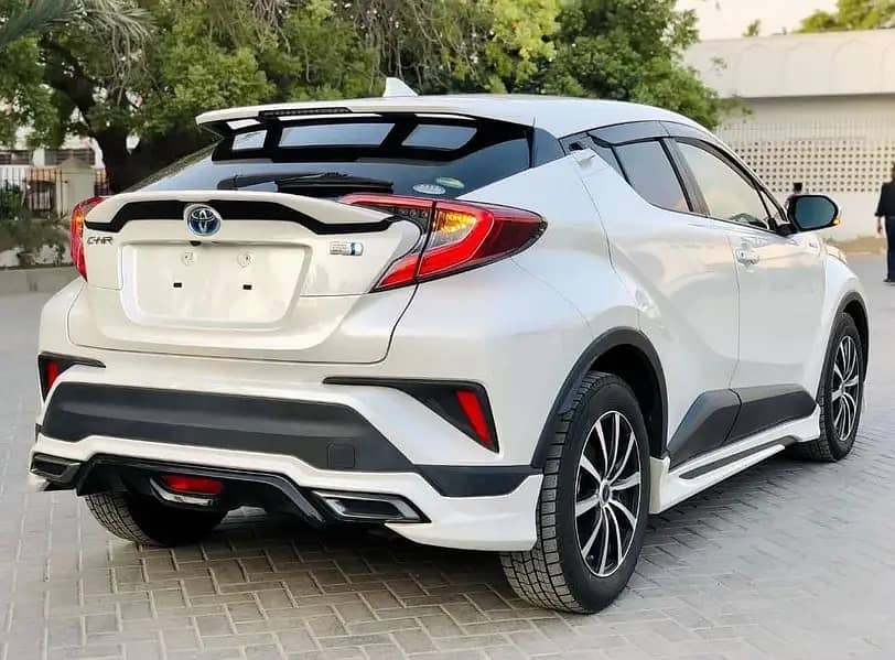 Toyota C-HR 2018 S led Unregister 4