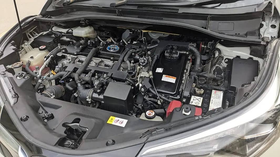 Toyota C-HR 2018 S led Unregister 12