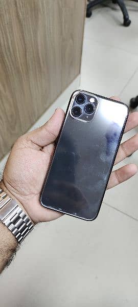 iphone 11 pro 5