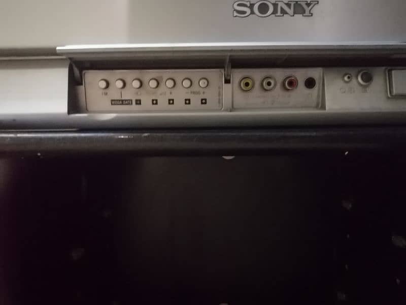 Sony Wega 21 inch  orignal like new 2