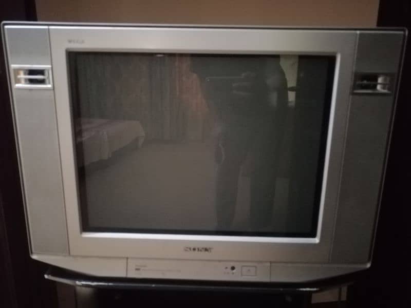 Sony Wega 21 inch  orignal like new 3